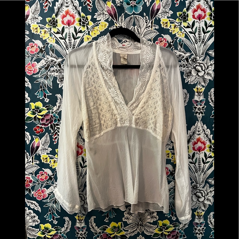 J Jill: women’s (M) 100% rayon crisp white blouse - Gorgeous detailing!